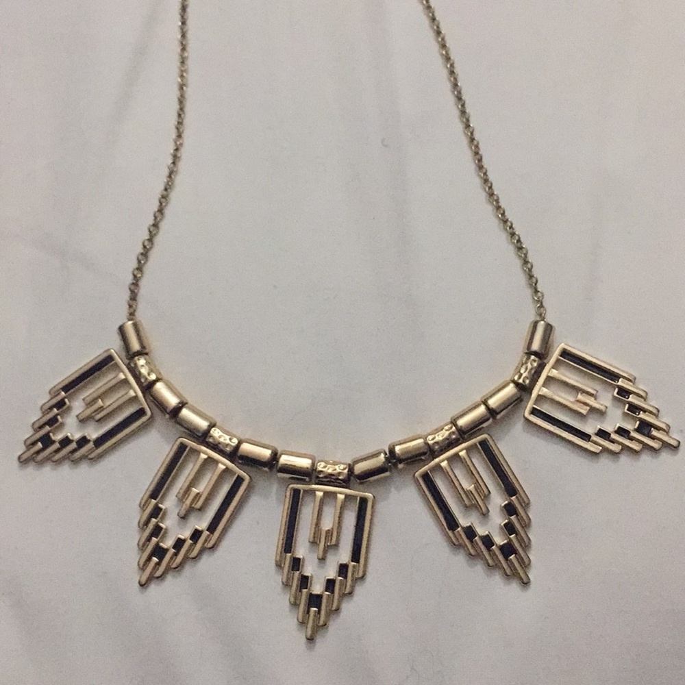 Statement necklace